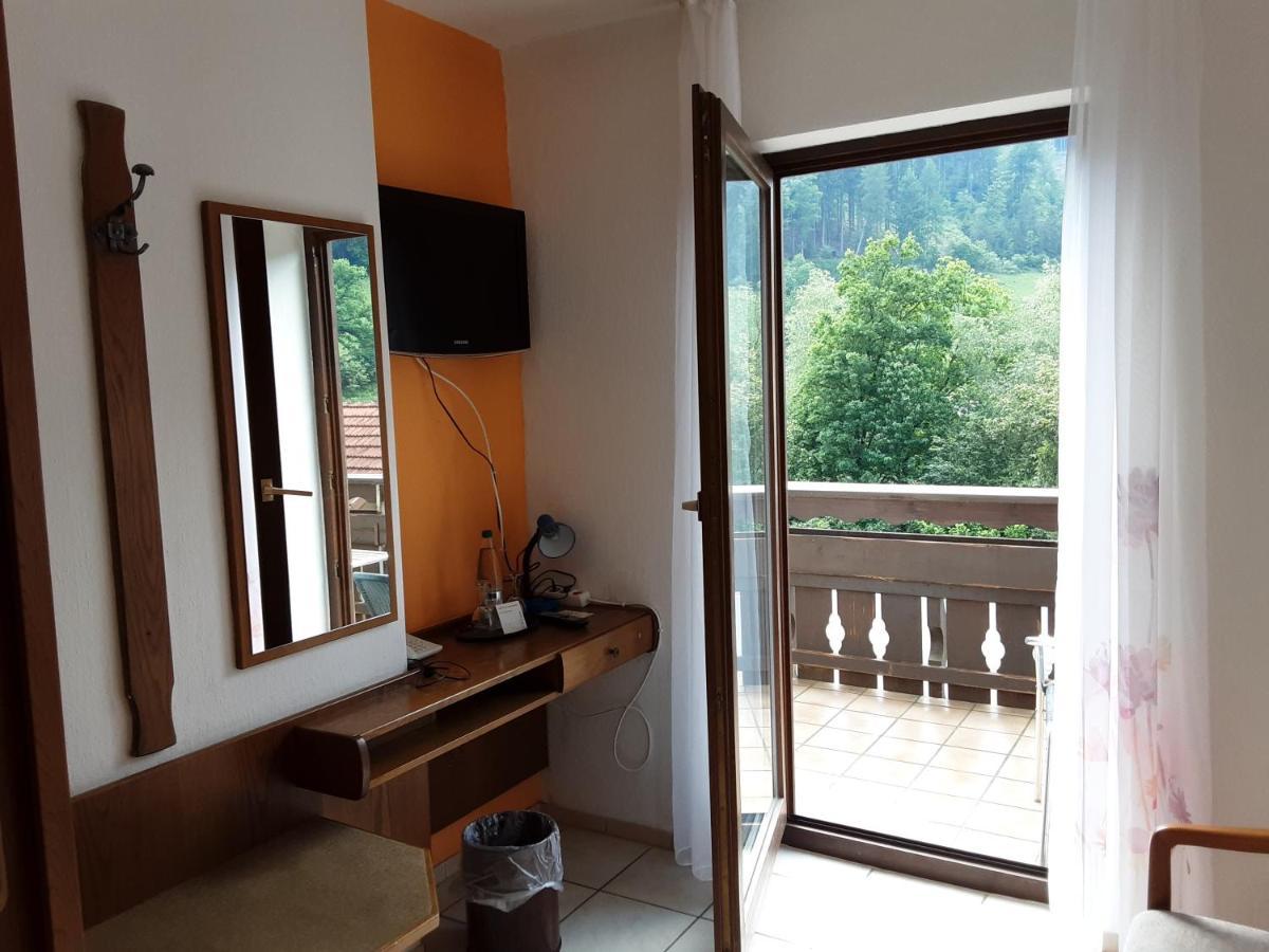 Hotel Gasthof Zur Krone Oberzent Eksteriør billede