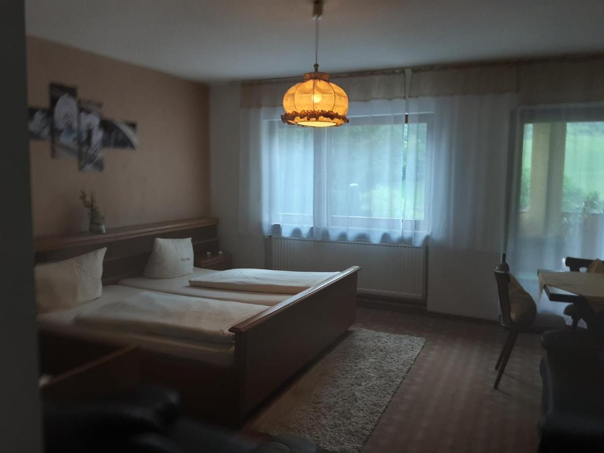 Hotel Gasthof Zur Krone Oberzent Eksteriør billede
