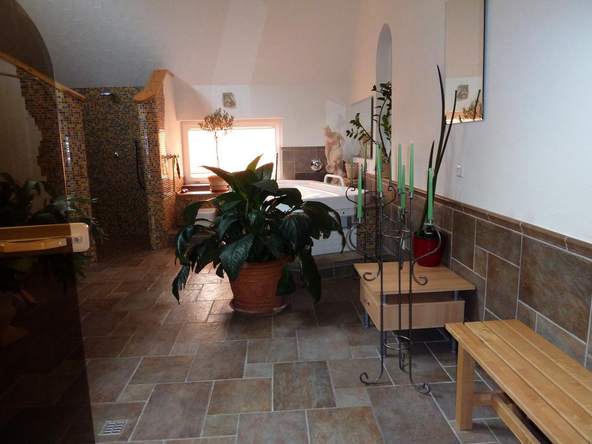 Hotel Gasthof Zur Krone Oberzent Eksteriør billede